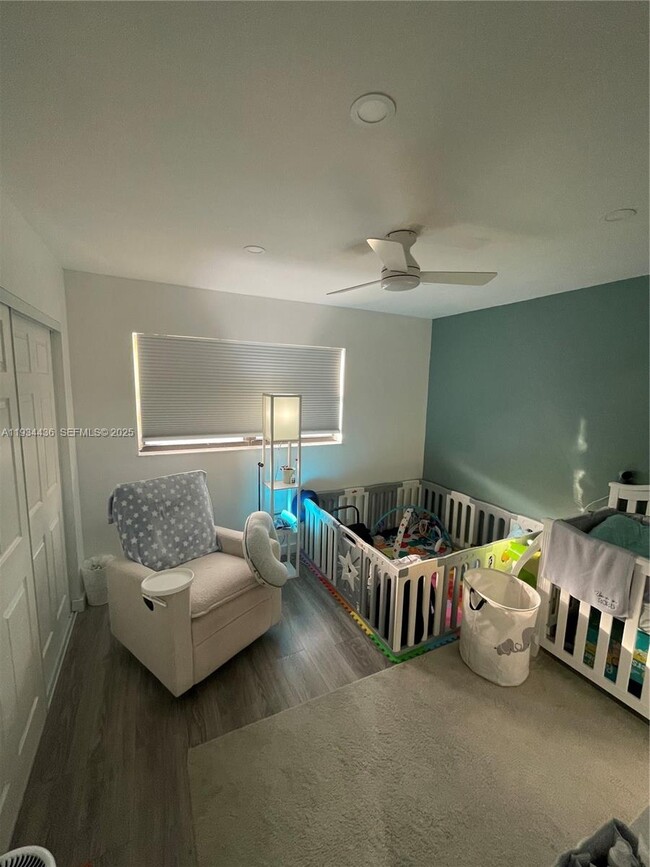 Building Photo - 5962 W 18th Ave