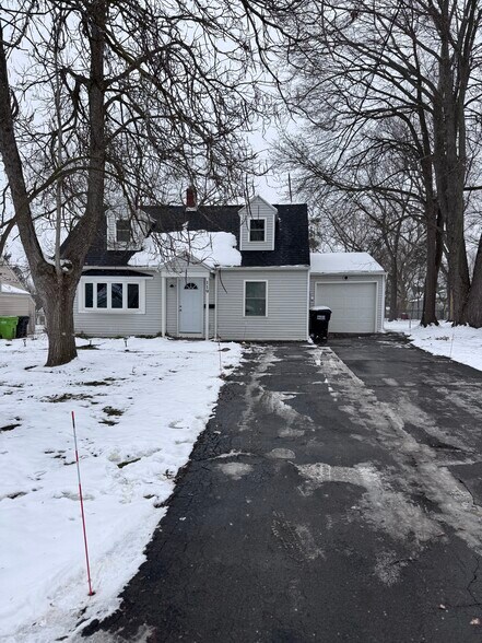 Building Photo - 119 Traister Dr