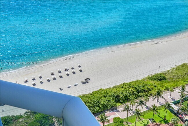 Building Photo - 4779 Collins Ave