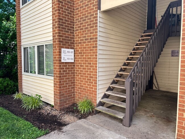 Primary Photo - Gated Community Condo in Hampton