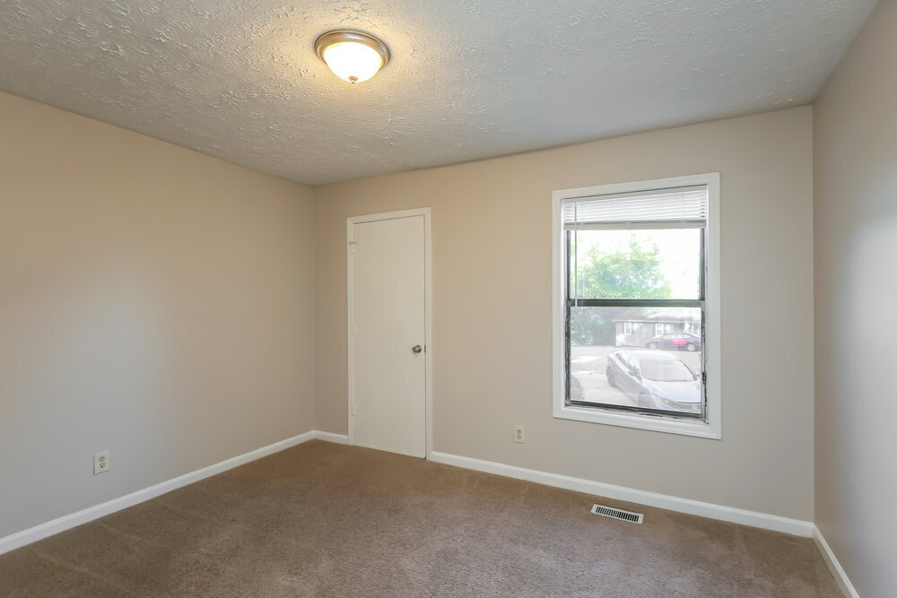 Building Photo - 5710 Deerfield Pl