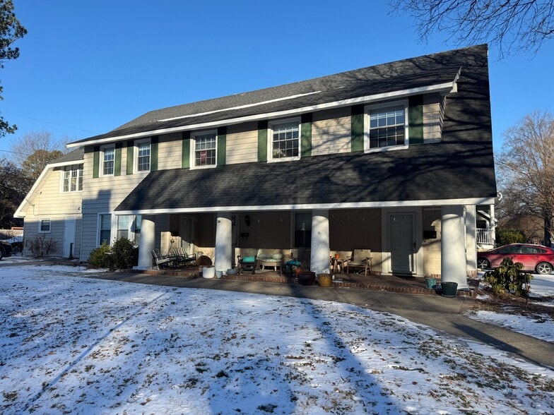 Building Photo - 1303 Westover Ave