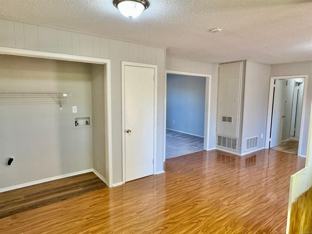 Building Photo - 6204 Lycoming Rd