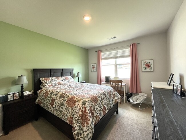 Building Photo - 4-Bedroom w/ Open Layout & Community Perks