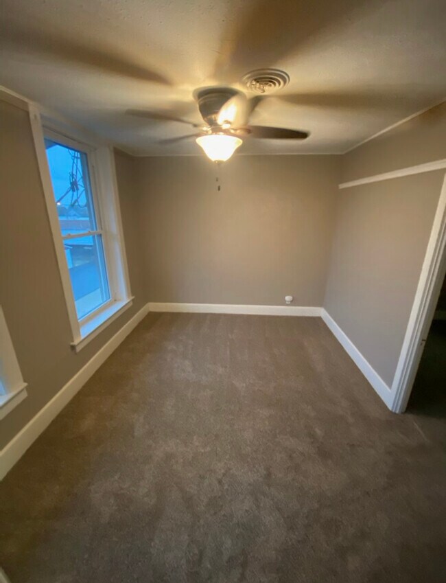 Bedroom - 221 Main St S