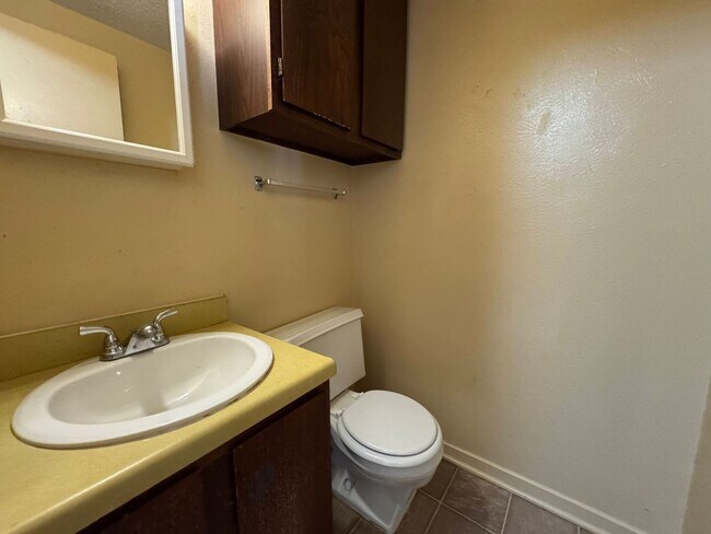 Building Photo - 1208 Covey Ln