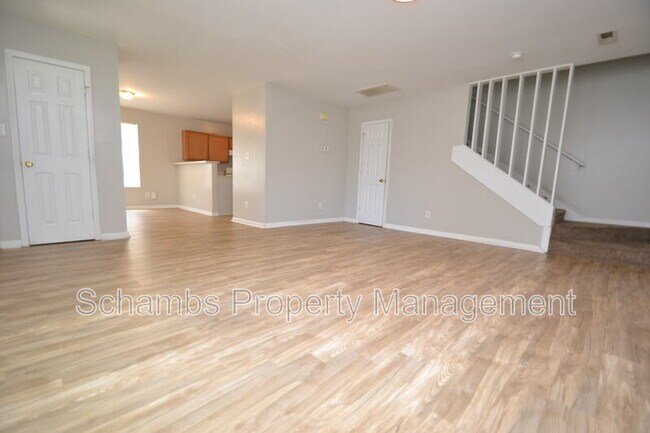 Building Photo - 824 Cumberland St