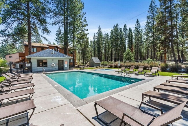 Building Photo - 56858 Enterprise Dr