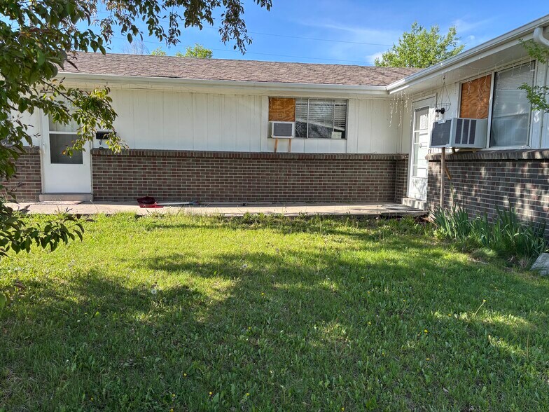 Primary Photo - 3650 W 90th Ave