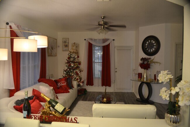 Building Photo - Gorgeous Corner Lot w/ Solar Panels