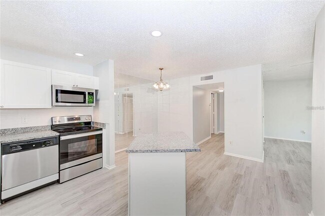 Building Photo - 3259 Fox Chase Cir