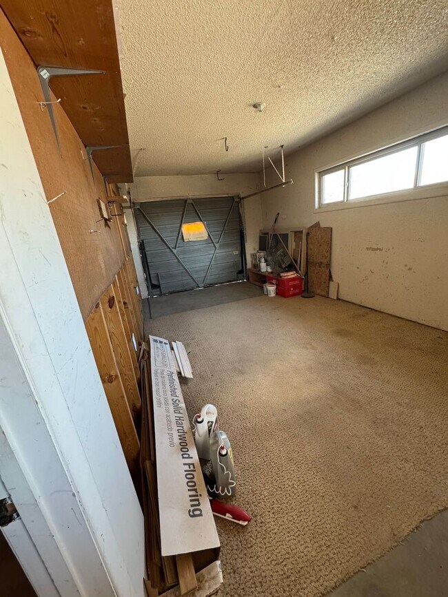 Building Photo - North Valley Charmer on Large Lot Near Historic 4th Street