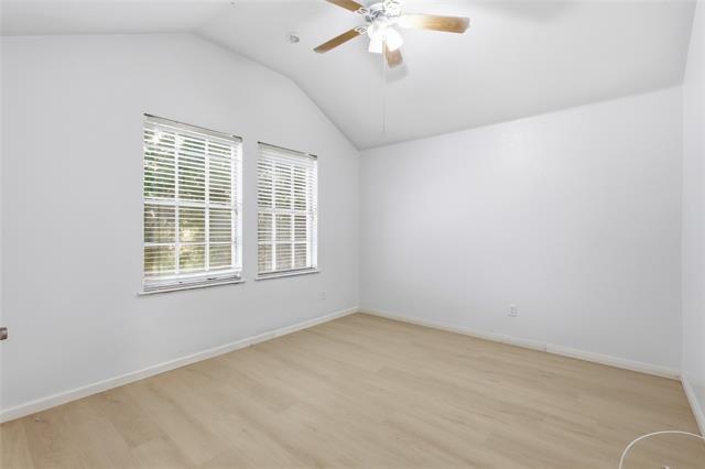 Building Photo - 417 Niagara Falls Dr