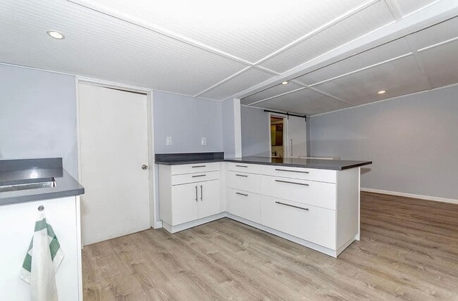 Building Photo - *Available For Immediate Move In - Lawn Ca...