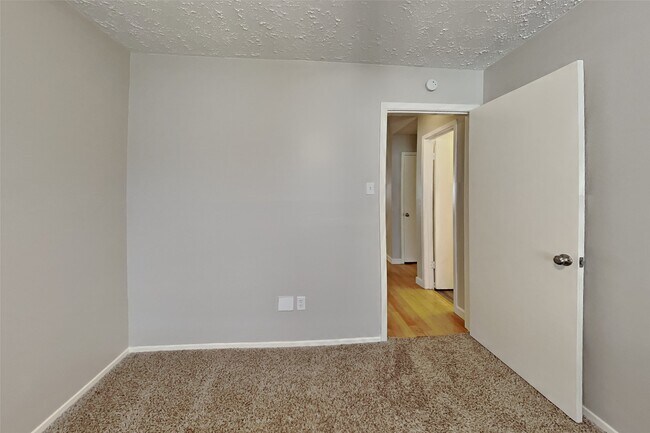 Building Photo - 7339 Boysenberry Ln