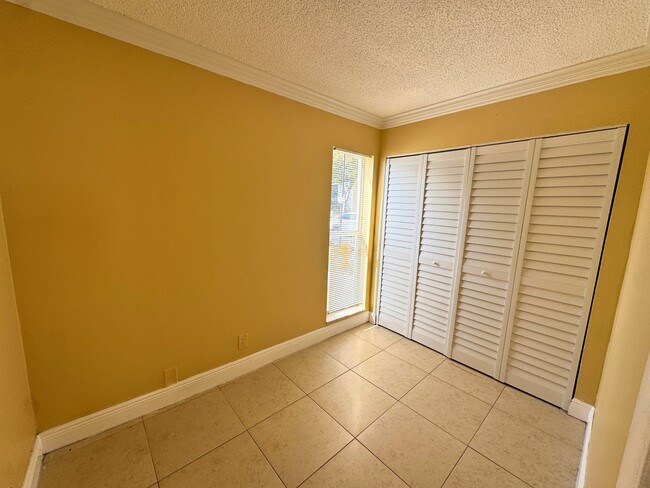 Building Photo - 4415 Treehouse Ln