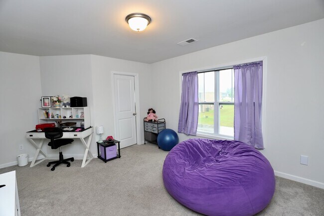 Building Photo - 525 Kittiwake Ln