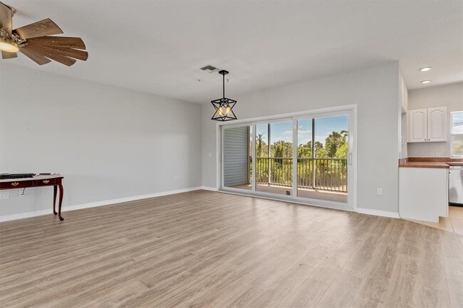 Building Photo - 3923 Cape Haze Dr