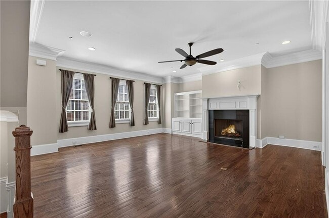 Building Photo - 3475 Roxboro Rd NE