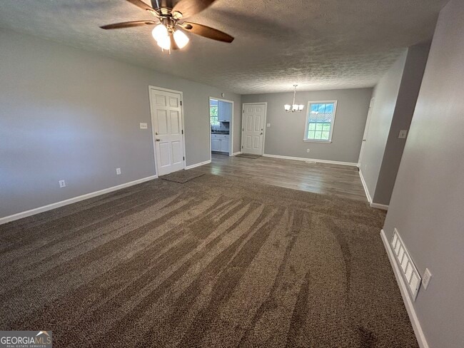 Building Photo - 8546 E Union Hill Rd