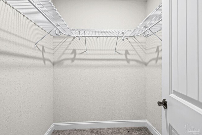 Building Photo - 7911 Twin Lake Dr