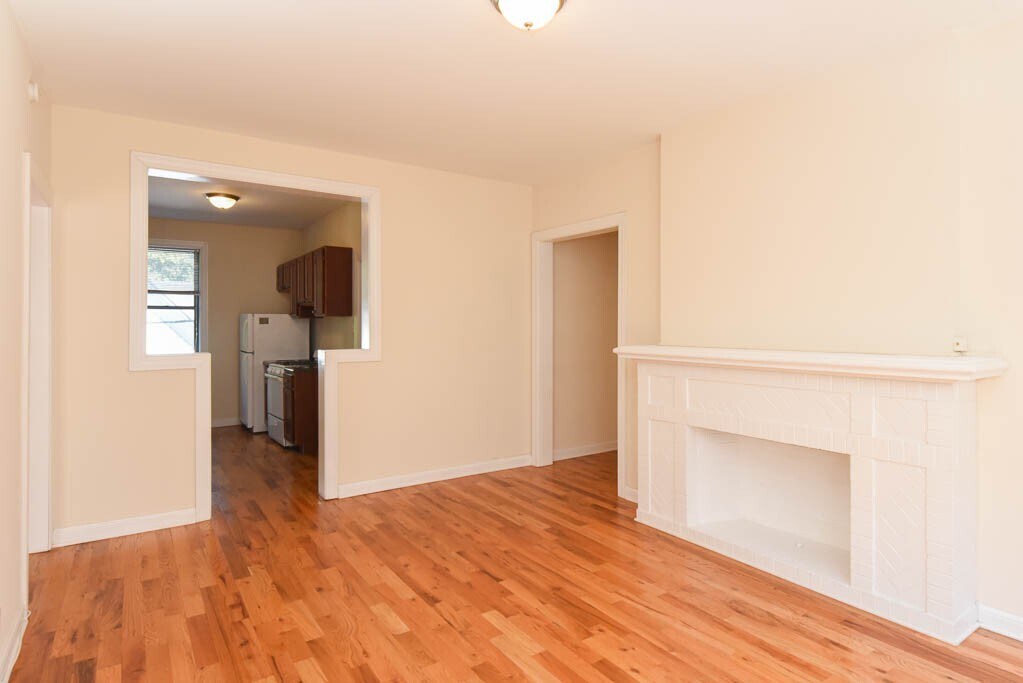 Building Photo - 1314 Oak Ave
