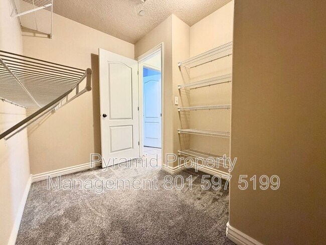 Building Photo - 1688 W 3180 N