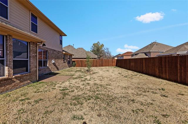 Building Photo - 628 Daisy Dr