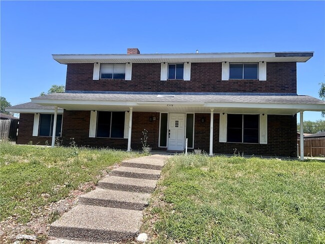 Primary Photo - 10802 Timbergrove Ln
