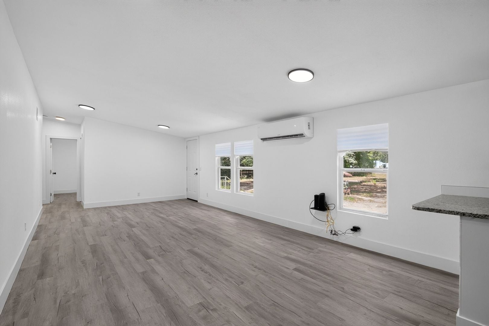 Building Photo - 7180 SW 19th Pl