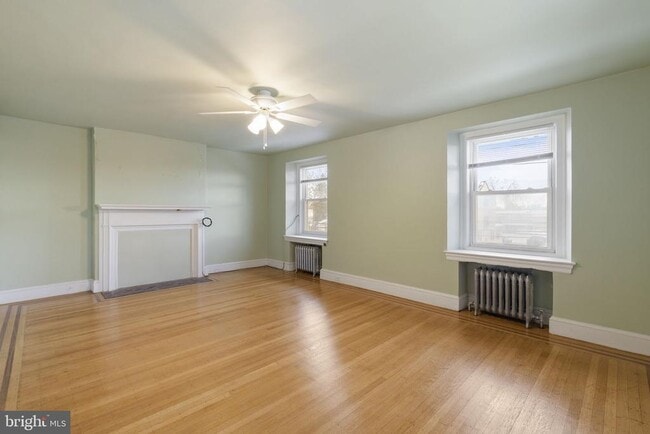 Building Photo - 112 E Township Line Rd