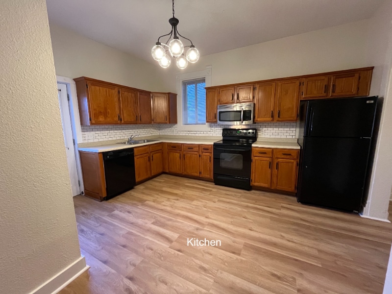 Building Photo - 1636 Hoyt Ave