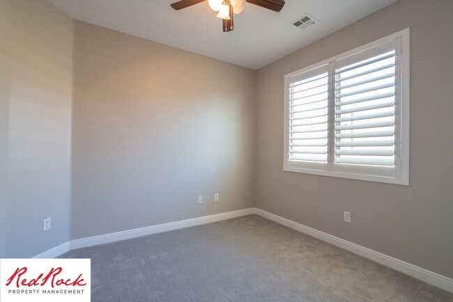 Building Photo - 3 Bedroom Coral Canyon Home on Corner Lot