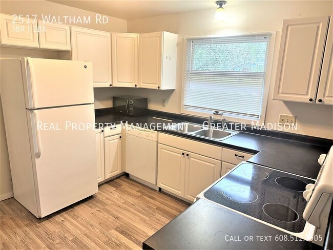 Building Photo - Great rental house with large yard on Madi...