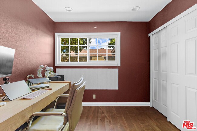 Building Photo - 13223 Arabella St