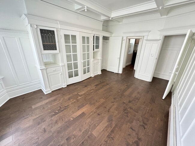 Building Photo - 1020-1024 Leavenworth Street