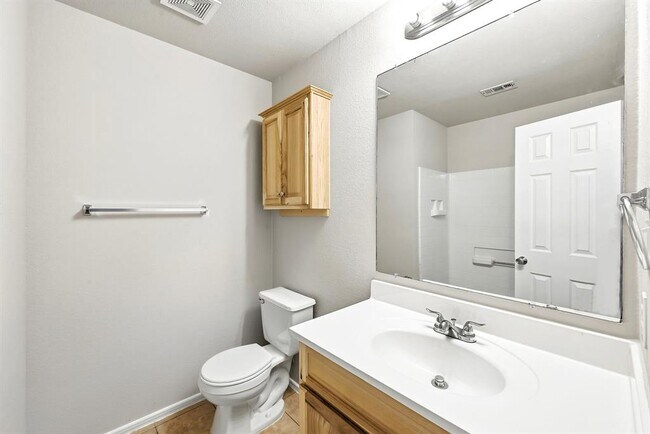 Building Photo - 13316 Marie Ln