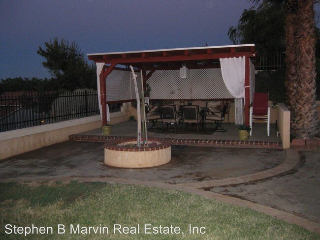 Building Photo - 5 br, 3 bath House - 40326 Alabar Dr