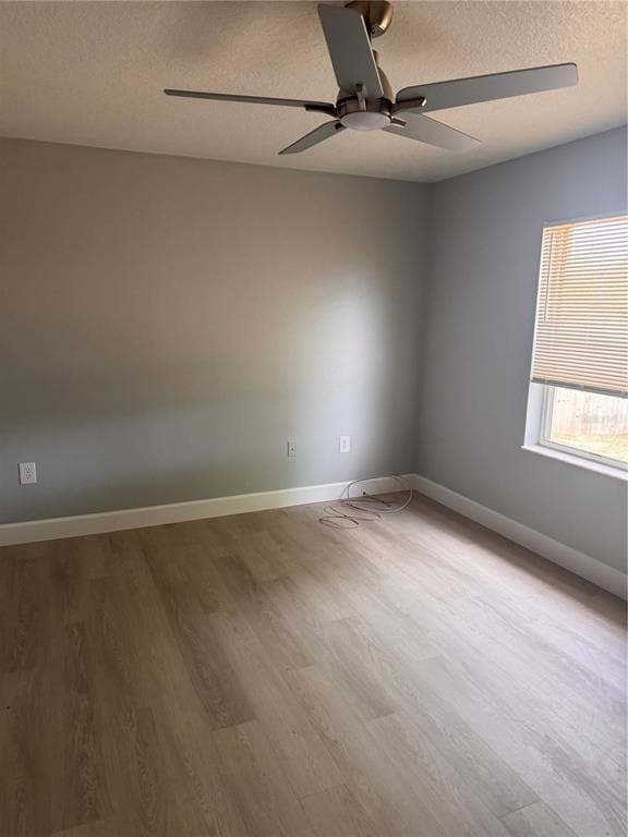 Building Photo - 1125 E Rohe St