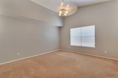 Building Photo - Single story 3 bedroom 2 bath home with REFRIGERATED AIR.