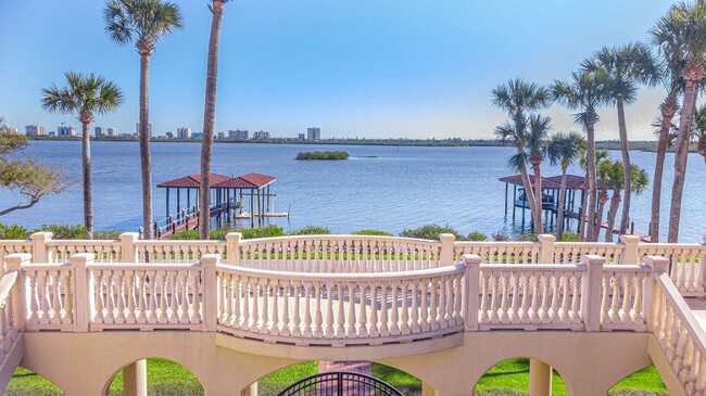 Building Photo - 3 Story Condo on Riverside Drive in Port O...