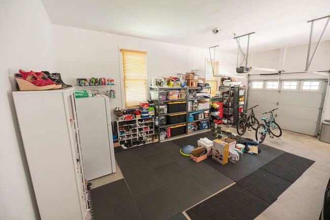 Building Photo - Spacious & Striking 3-story brick Executive 4 bedroom 4.5 bathroom home in Oak Ridge NC + Lawn ca...