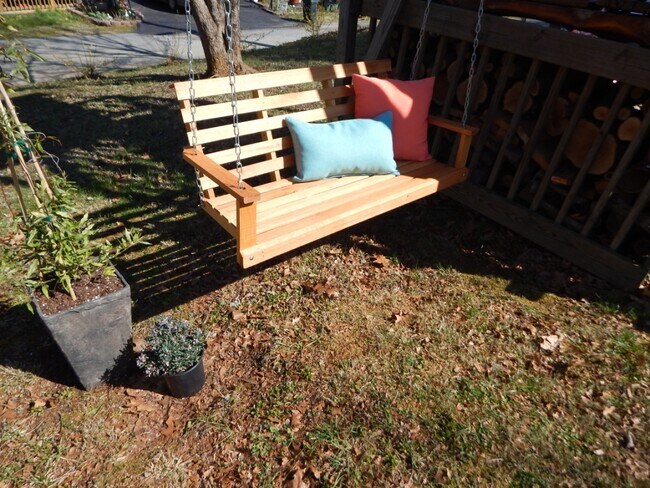 Building Photo - 487 Kentucky Ave