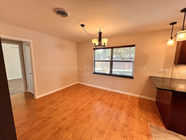 Building Photo - 807 Morocco Ave