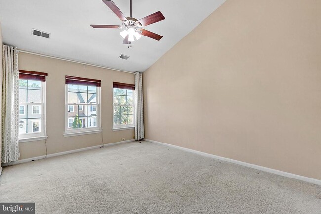 Building Photo - 13129 Englishwood Ln