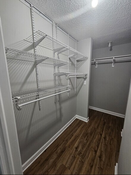 Building Photo - 53 Juniper Way