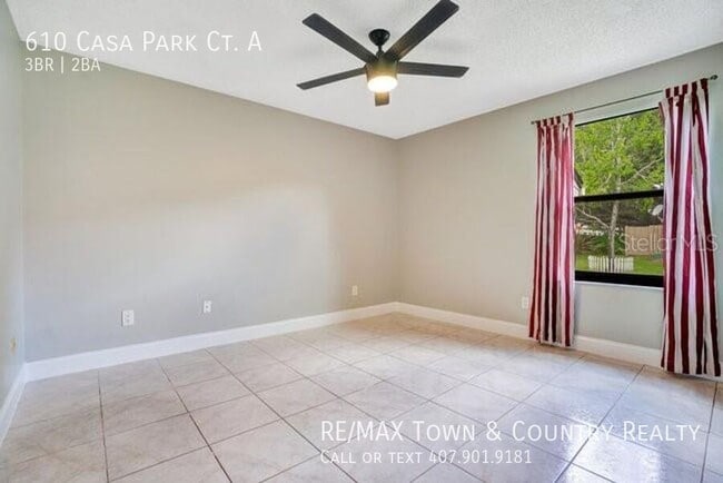 Building Photo - 610 Casa Park N Ct