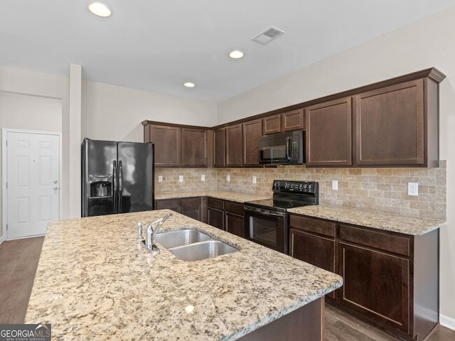 Building Photo - 1064 Lear Dr