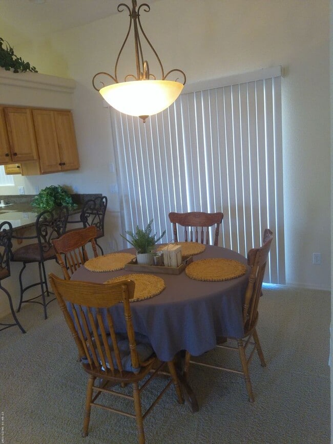 Building Photo - Winter Rental Available October-April 2027