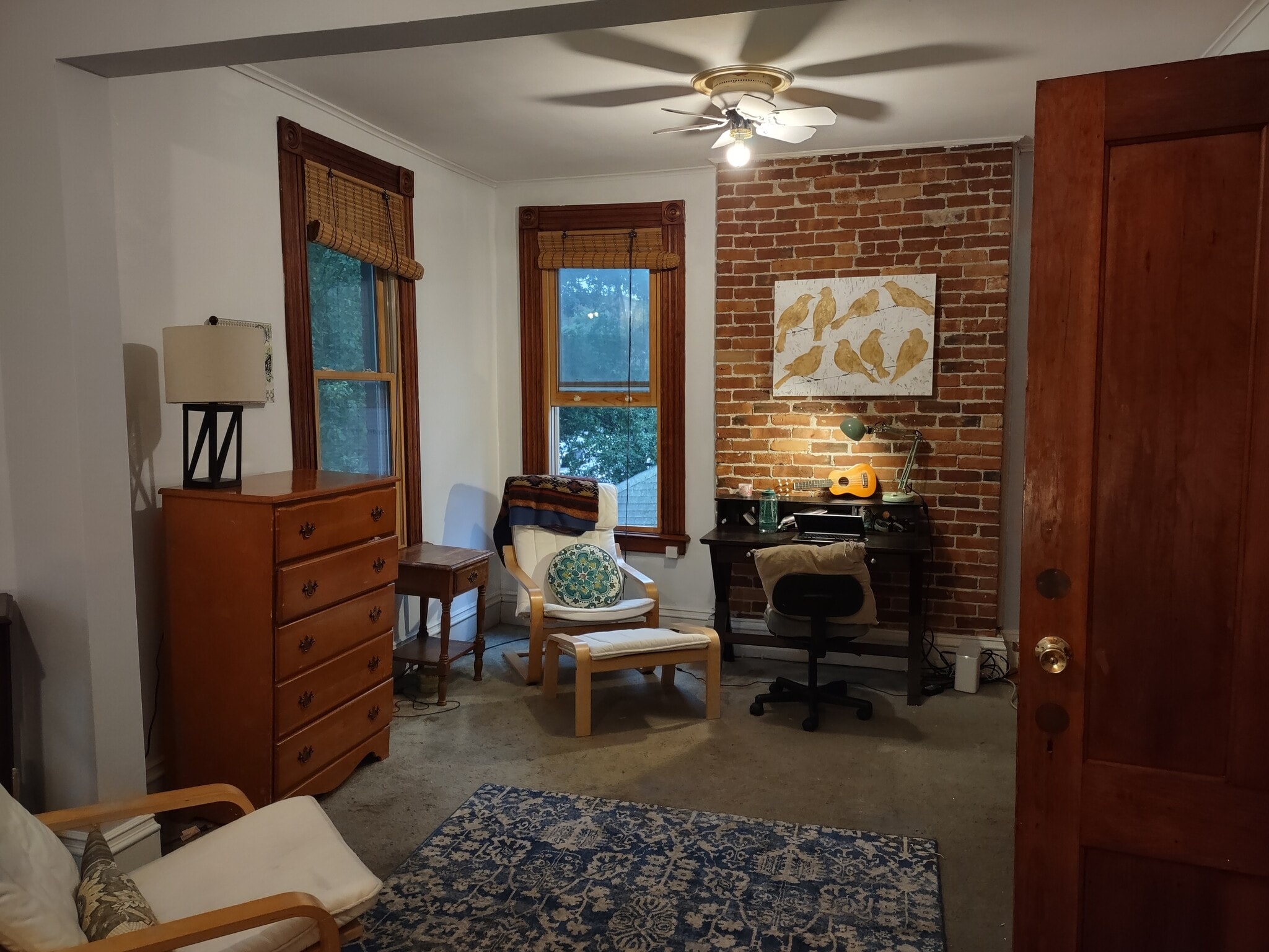 large double bedroom available - 363 Laurel St